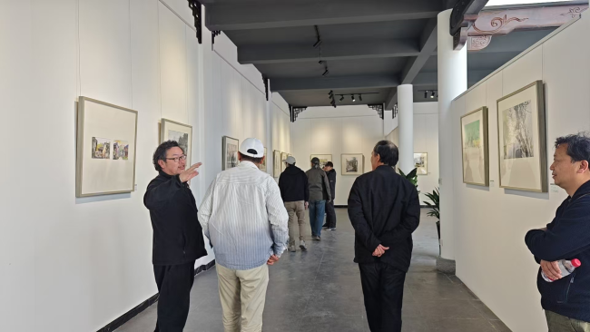 丹青妙笔画“双溪” 全国水彩画名家写生采风活动在磐安举行